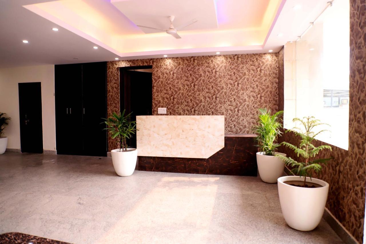 Lyf Corporate Suites - Noida Sector 19 Eksteriør bilde