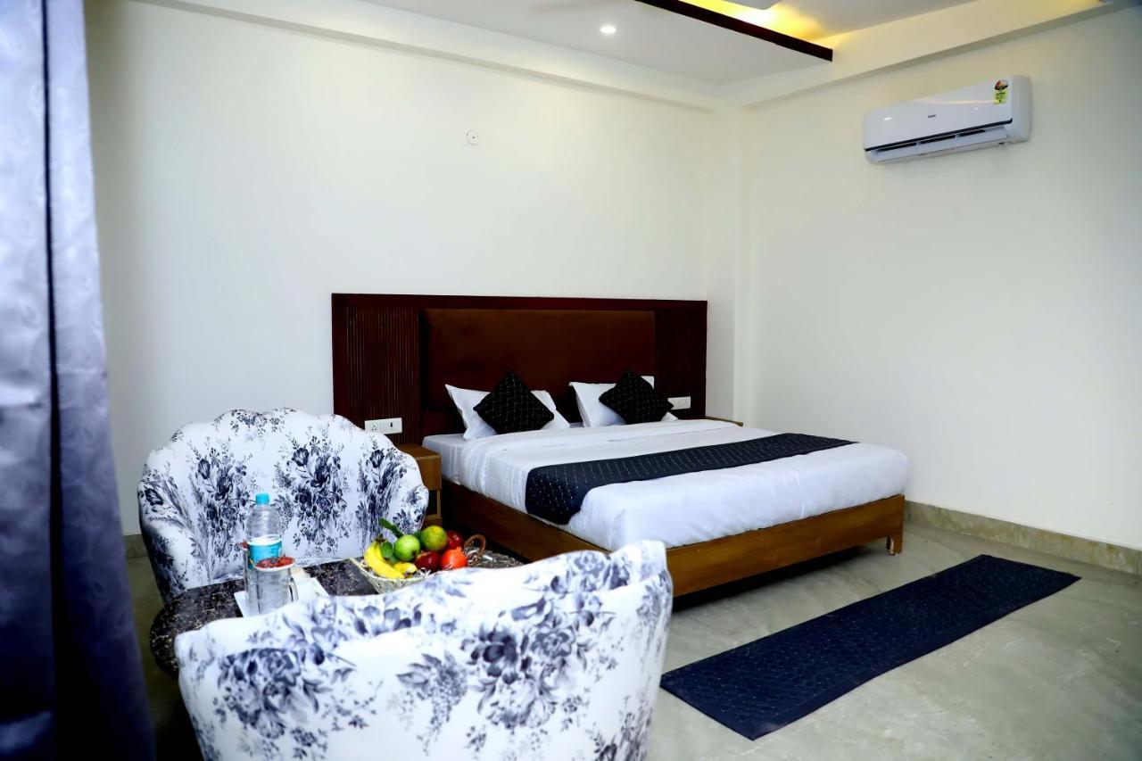 Lyf Corporate Suites - Noida Sector 19 Eksteriør bilde